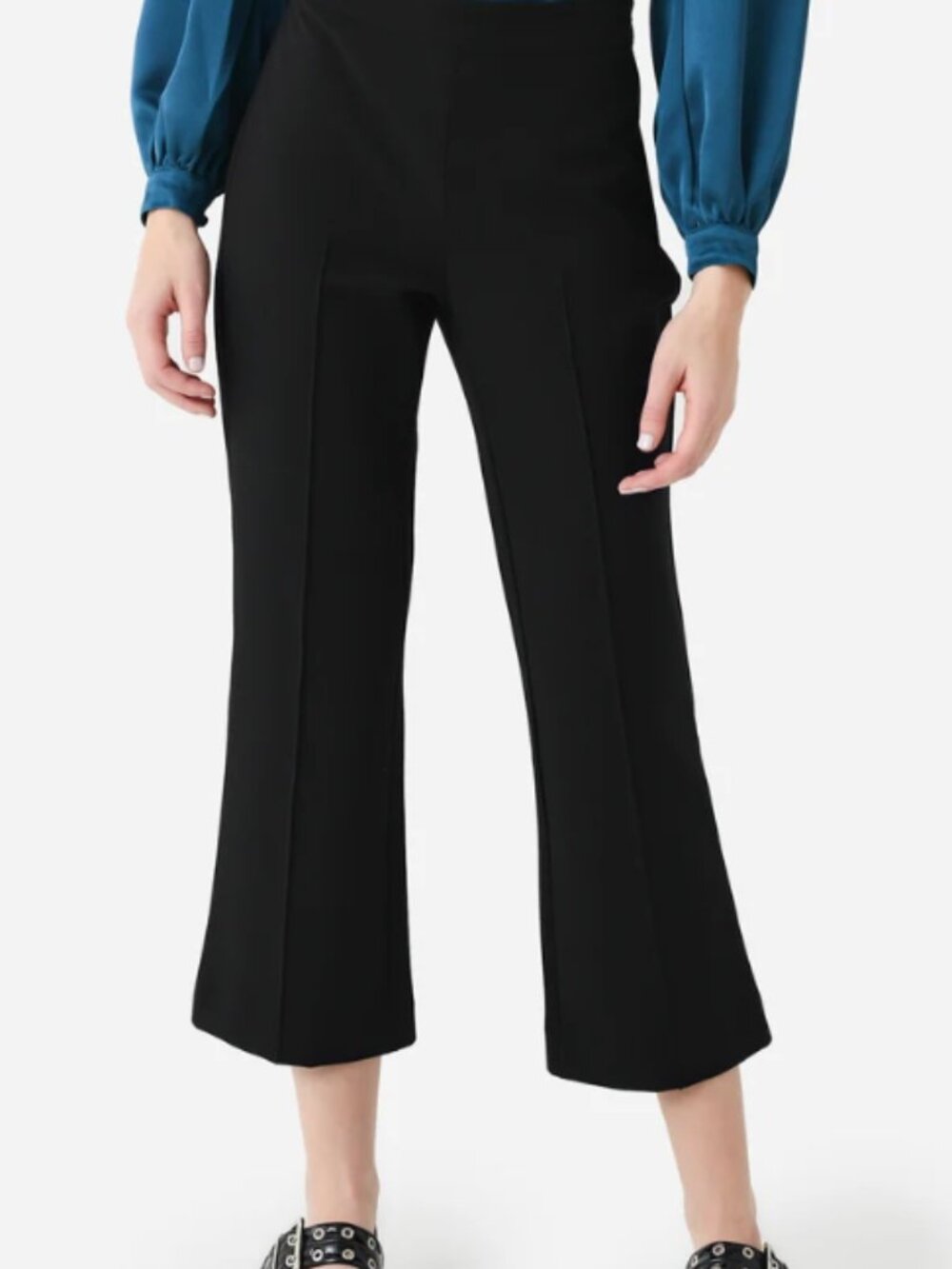 Vince Women's Mid Rise Pintuck Crop Flare Pant-Green-Size 6